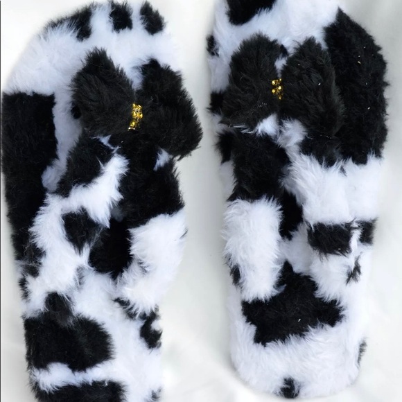Havaianas Shoes - NEW Havaianas Black White Flip Flop US 7/8 -37/38